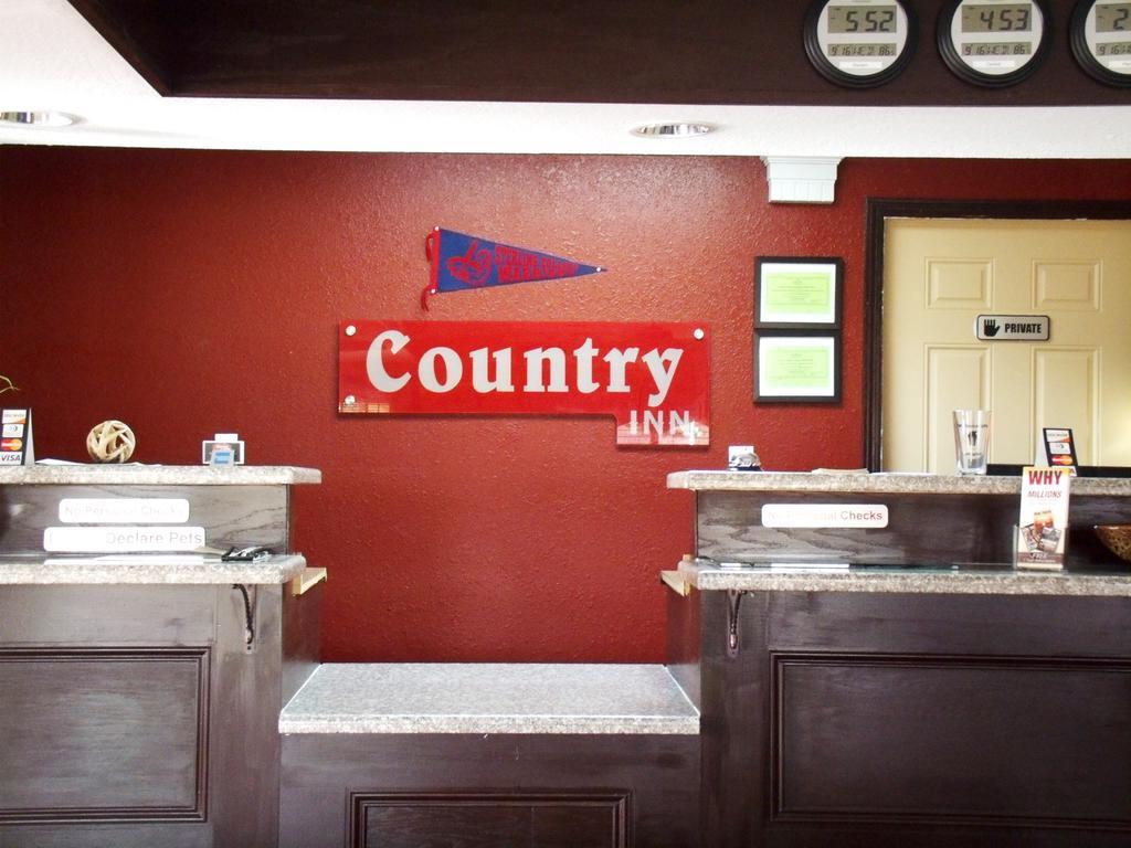 Country Inn Стерлинг Экстерьер фото