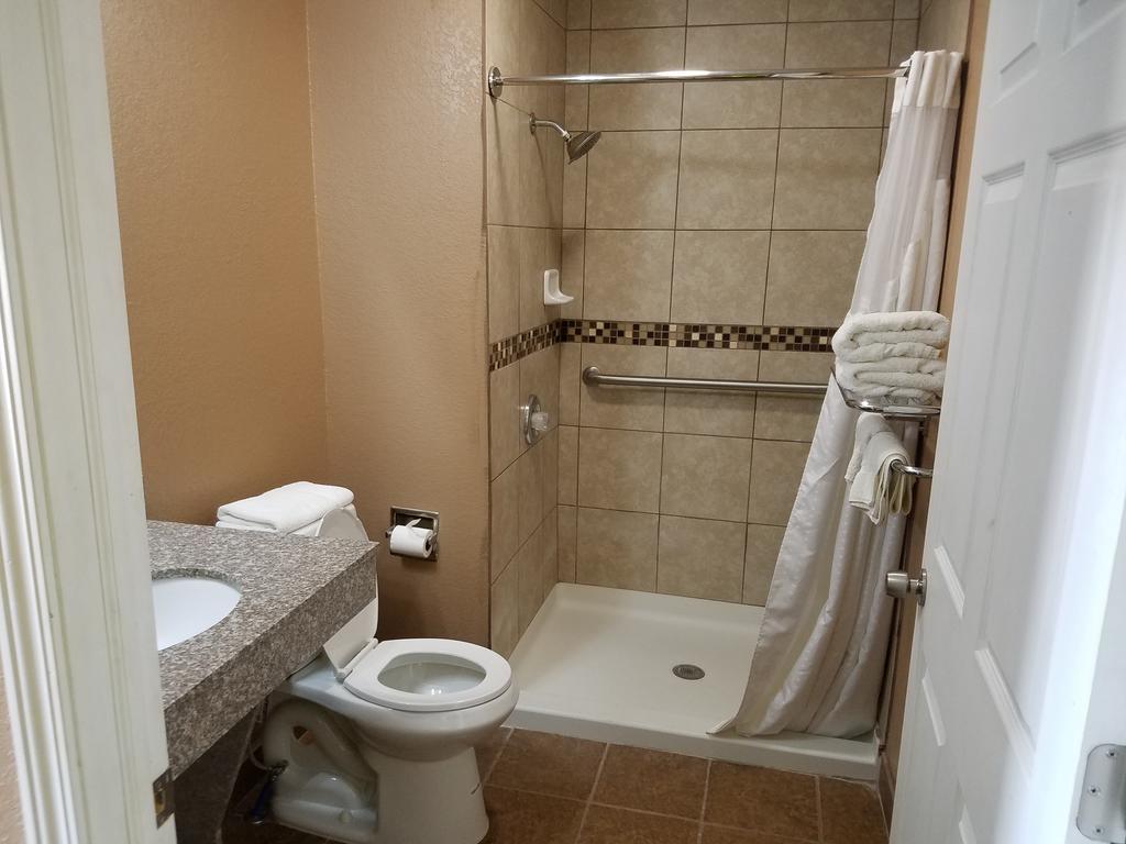 Country Inn Стерлинг Экстерьер фото