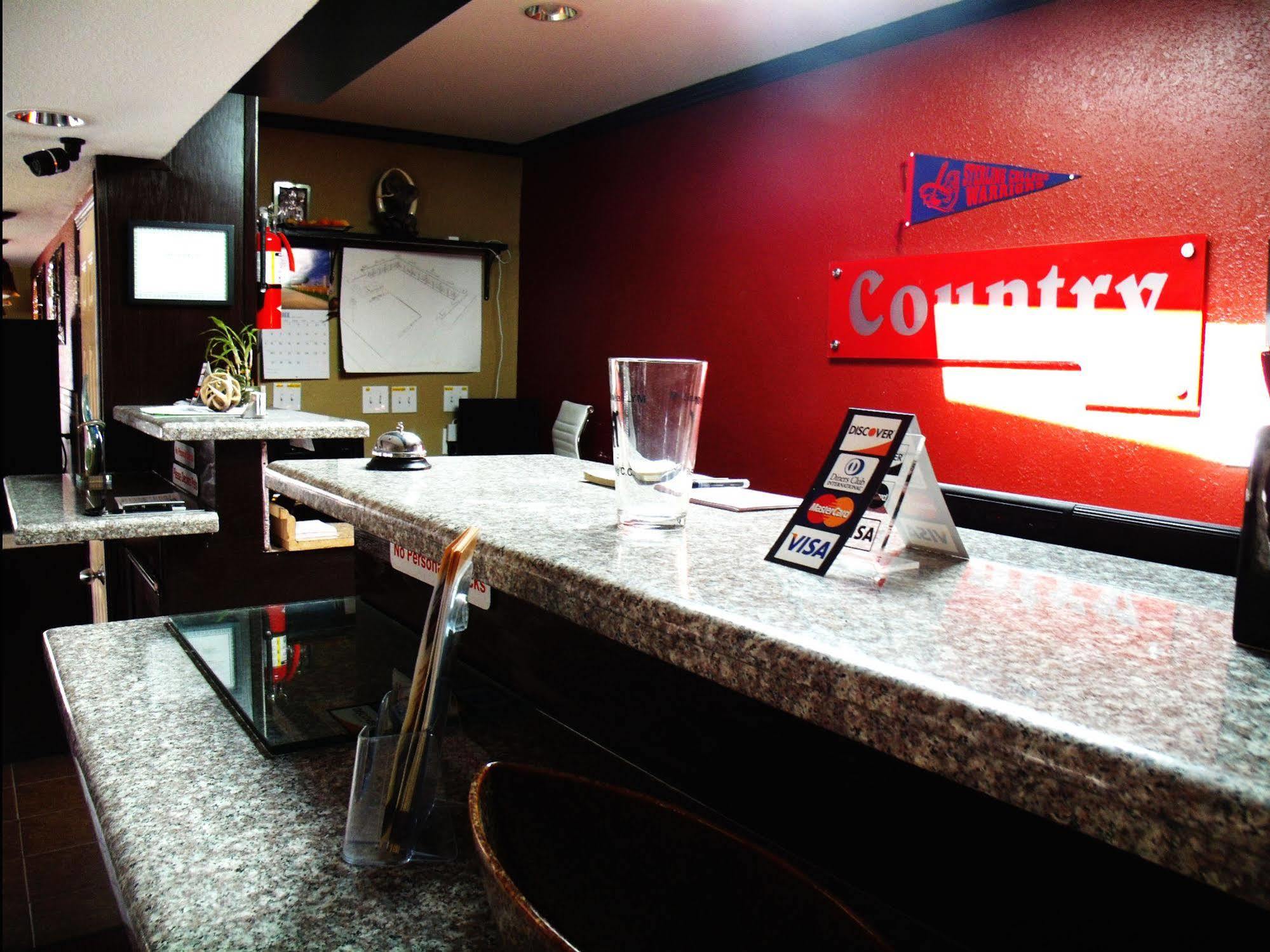 Country Inn Стерлинг Экстерьер фото